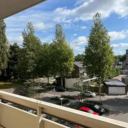Spacious In A Shared In 公寓 埃因霍温